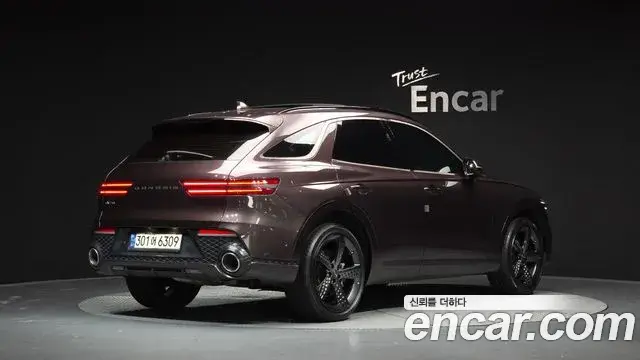 Genesis GV70 2021 — Photo 1/20