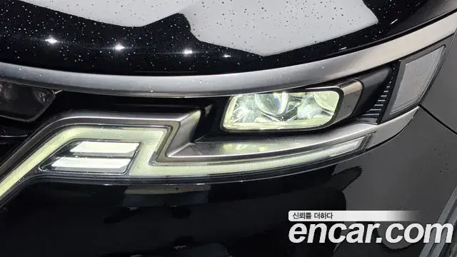 Kia Carnival 2021 — Şəkil 20/35