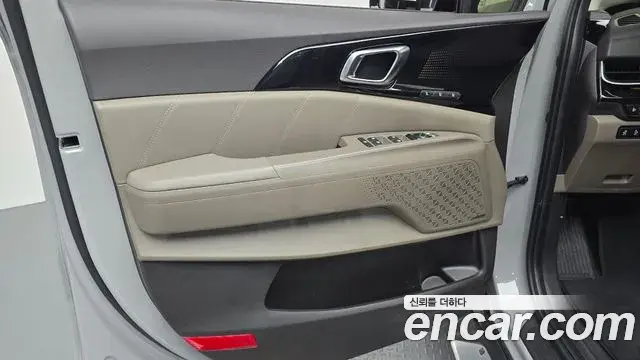 Kia Carnival 2025 — Şəkil 29/37