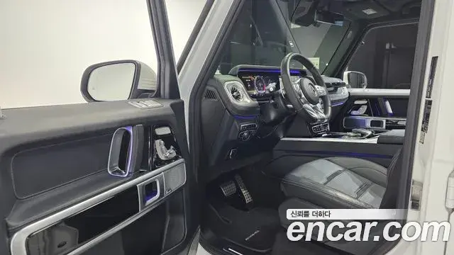 Mercedes-Benz G-Class 2021 — Photo 26/31