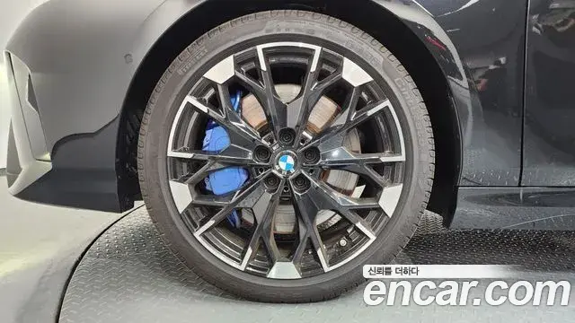 BMW 1 Series 2025 — Photo 5/20