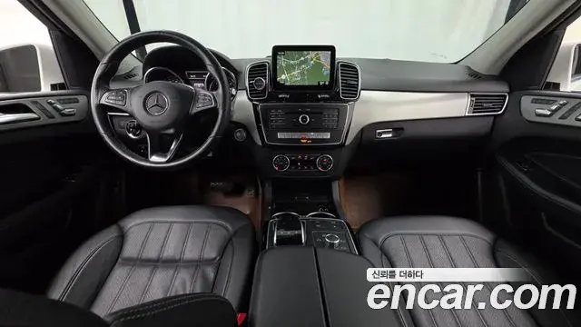 Mercedes-Benz GLE-Class 2018 — Фото 7/20