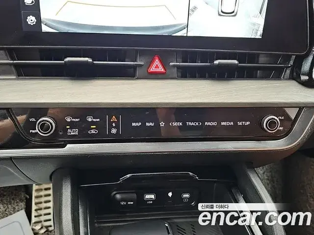 Kia Sportage 2023 — Photo 9/19