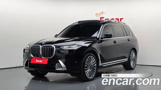 BMW X7 2026 — Фото 1/20