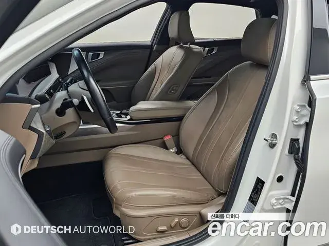 Kia K8 2021 — Photo 12/20