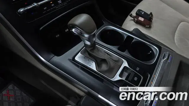 Kia Carnival 2021 — Photo 9/20