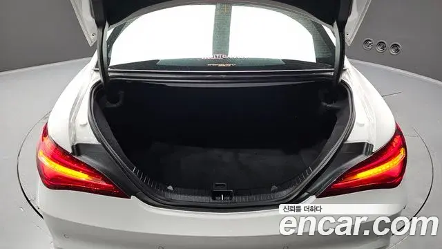 Mercedes-Benz CLA-Class 2018 — Photo 20/20