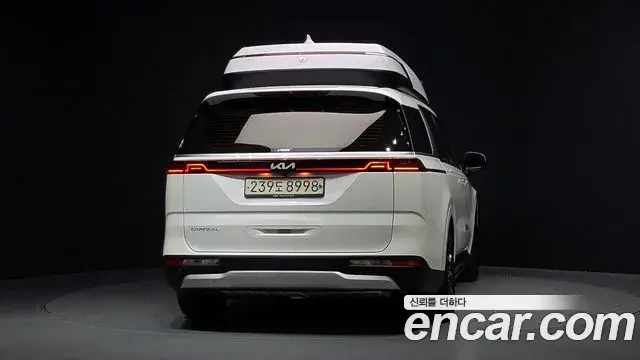 Kia Carnival 2023 — Фото 4/20