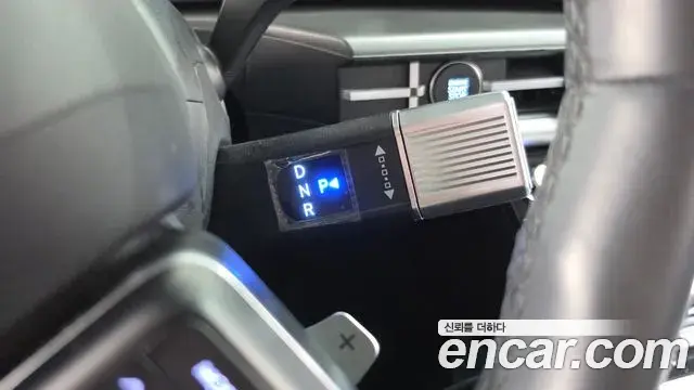 Hyundai Santa Fe 2023 — Фото 9/20