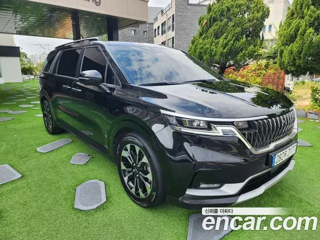Kia Carnival 2023 — Photo 5/20