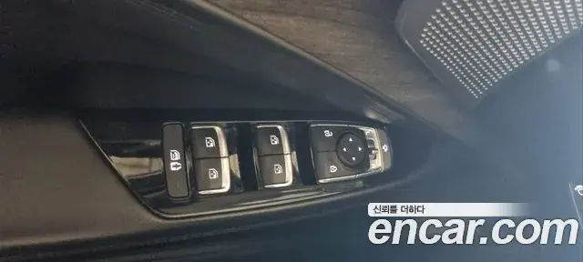 Kia K8 2022 — Photo 12/20