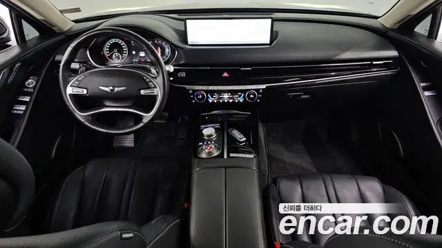 Genesis Electrified G80 2023 — Photo 7/20