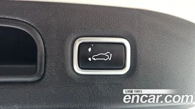 Kia Stinger 2019 — Photo 16/32