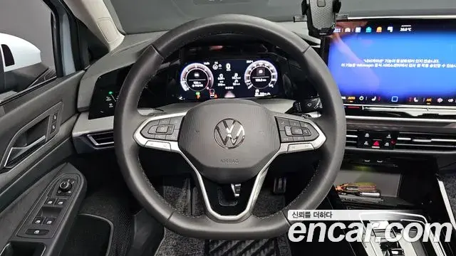 Volkswagen Golf 2026 — ფოტო 17/38