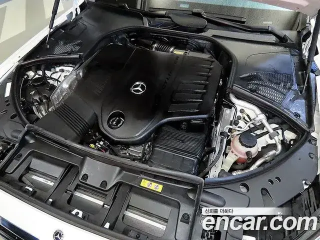 Mercedes-Benz S-Class 2022 — Фото 19/20