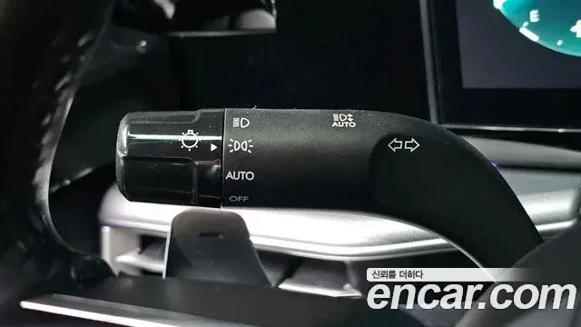 Hyundai Grandeur 2023 — Фото 17/20