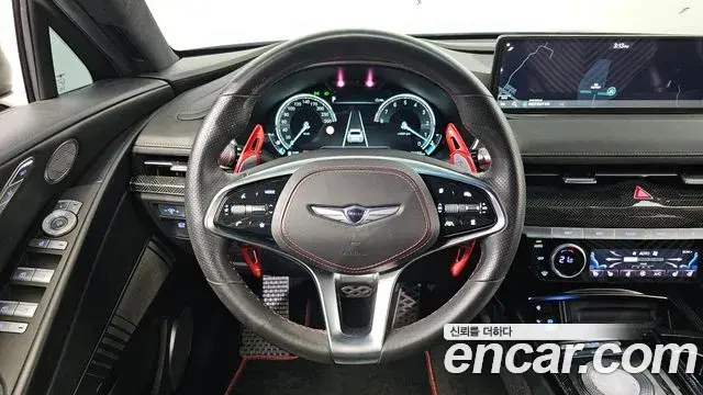 Genesis Electrified G80 2022 — Photo 13/20