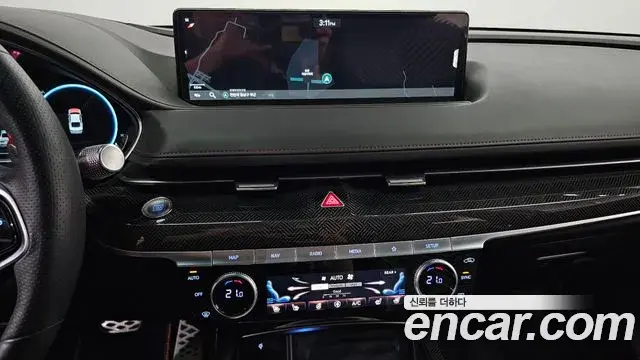 Genesis Electrified G80 2022 — Photo 14/20