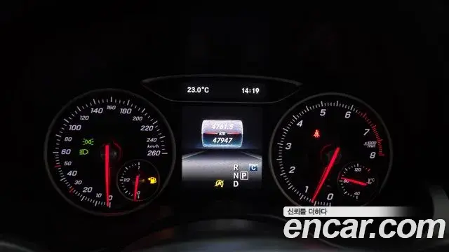 Mercedes-Benz A-Class 2018 — ფოტო 8/20