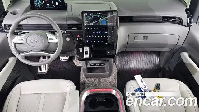 Hyundai Staria 2021 — Photo 7/20