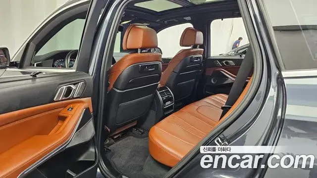 BMW X5 2022 — Photo 11/20