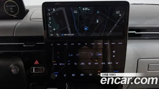 Hyundai Staria 2021 — Photo 14/20