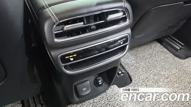 Genesis GV80 2020 — Photo 19/20