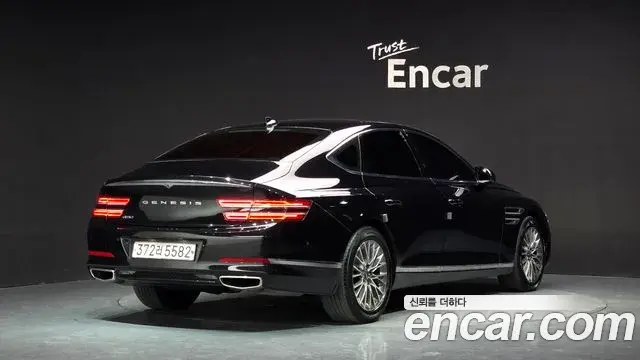 Genesis Electrified G80 2020 — Photo 2/20