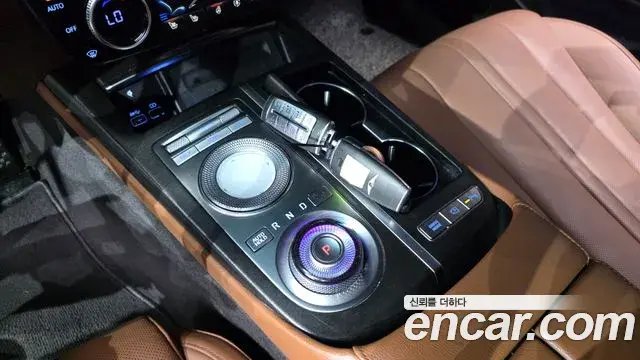 Genesis Electrified G80 2020 — Photo 9/20