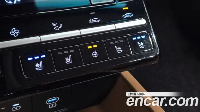 Hyundai Grandeur 2025 — Photo 13/20