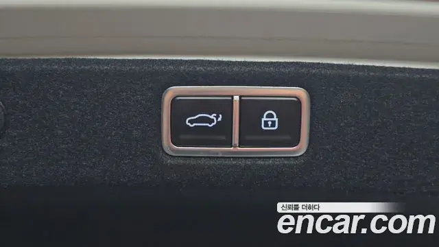 Hyundai Grandeur 2025 — Photo 18/20