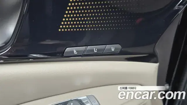 Kia Carnival 2026 — Photo 18/33