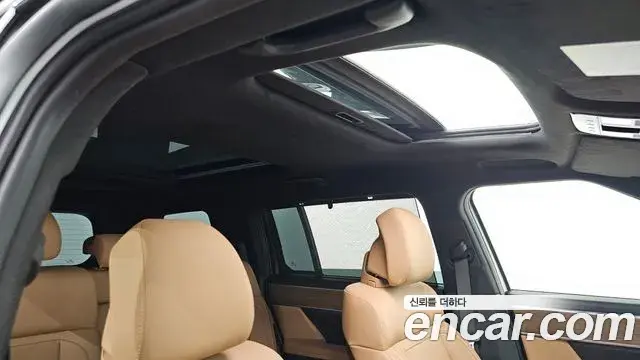 Hyundai Santa Fe 2024 — Şəkil 19/20