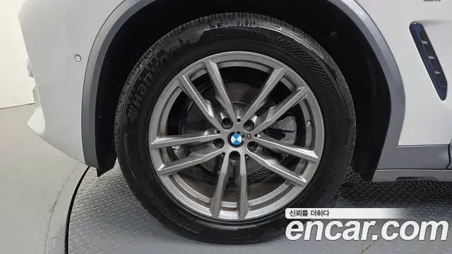 BMW X4 2020 — Photo 5/20