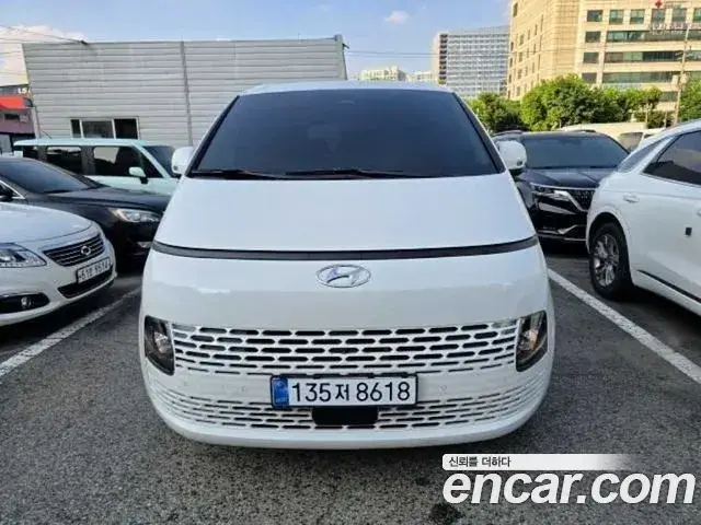 Hyundai Staria, 2023