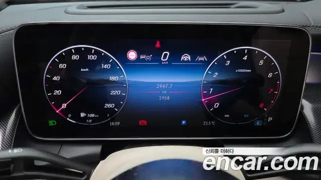 Mercedes-Benz GLC-Class 2025 — Photo 8/20