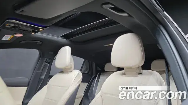 Mercedes-Benz GLC-Class 2025 — Photo 18/20