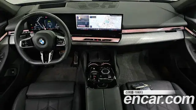 BMW 5 Series 2025 — Photo 6/20