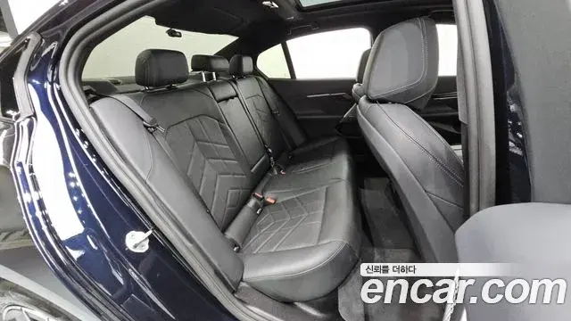 BMW 5 Series 2025 — Photo 11/20