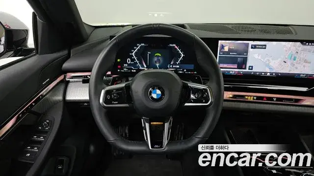 BMW 5 Series 2025 — Photo 13/20