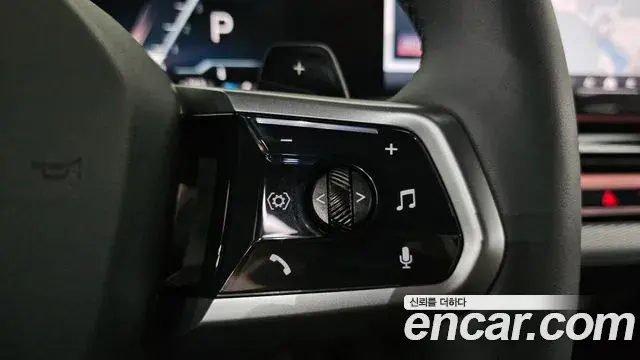 BMW 5 Series 2025 — Photo 17/20