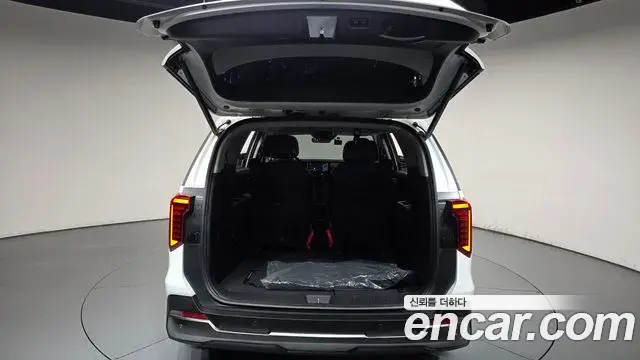 Kia Carnival 2024 — Фото 20/20