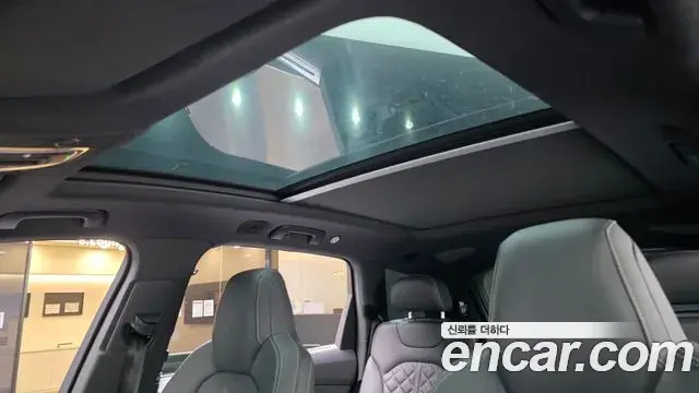 Audi Q7 2023 — Photo 18/20