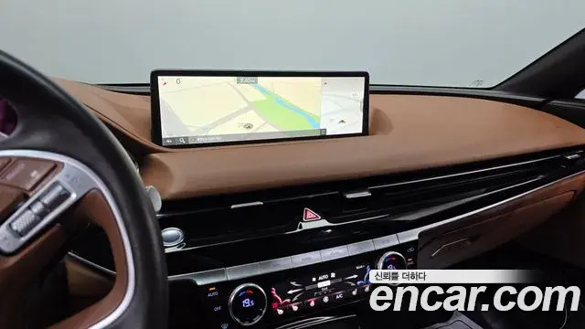 Genesis Electrified G80 2021 — Şəkil 13/20