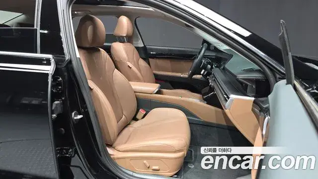 Hyundai Grandeur 2023 — Photo 12/20
