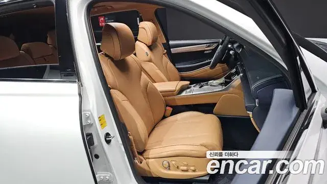 Genesis GV80 2023 — Photo 10/20