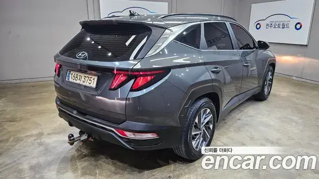 Hyundai Tucson Hybrid 2021 — Şəkil 10/20
