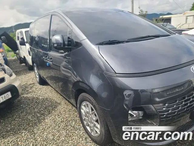 Hyundai Staria 2021 — Photo 6/15