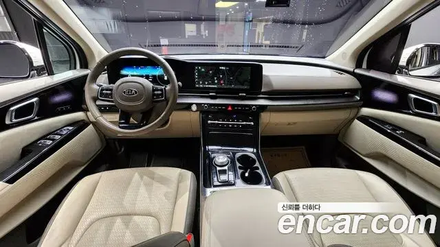 Kia Carnival 2020 — Photo 9/20