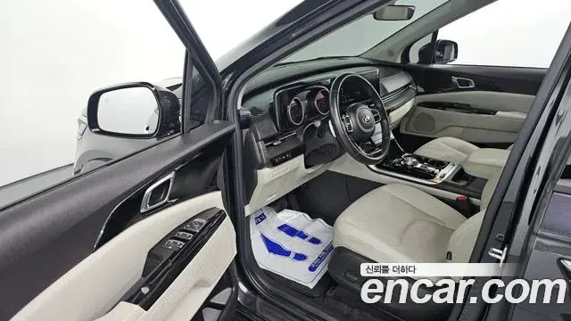Kia Carnival 2020 — Фото 10/20
